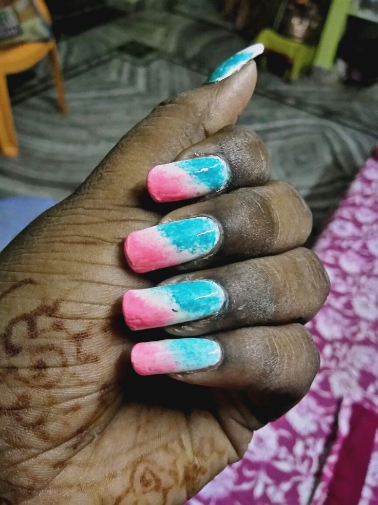 Playful Gradient Nail Design: Bright Turquoise to Soft Pink for a Fun Summer Look.