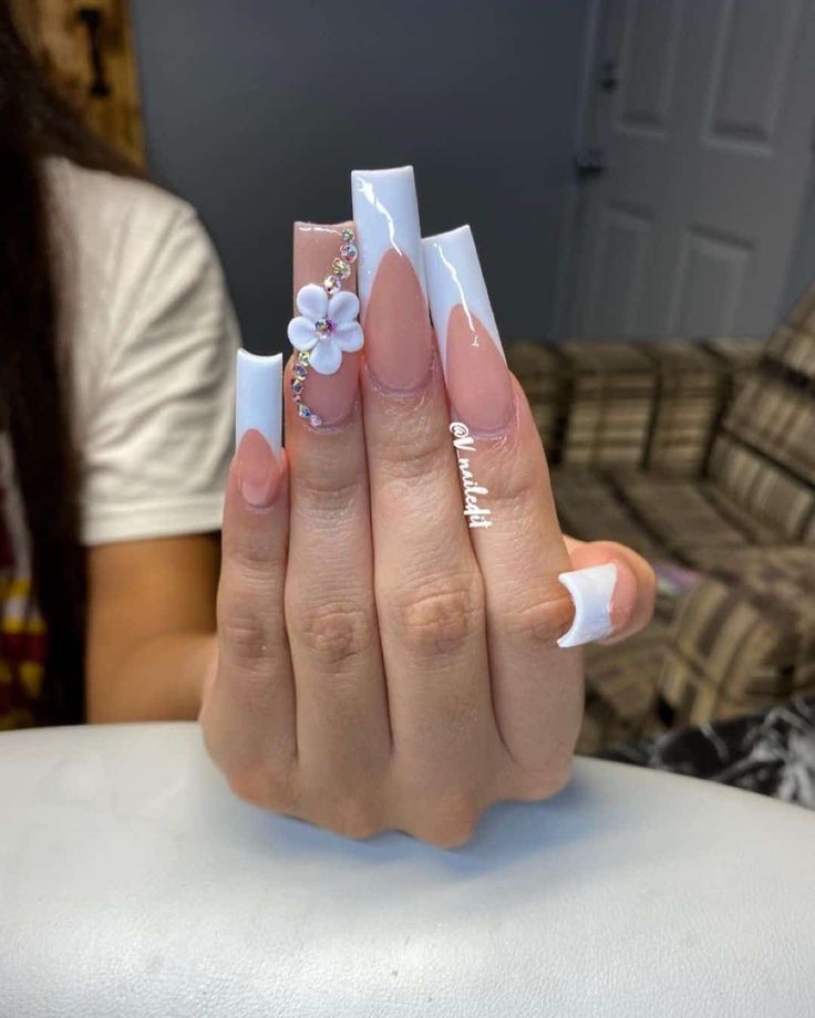 Stylish Ombre Acrylic Nails with Floral Accent and Modern Square Tips