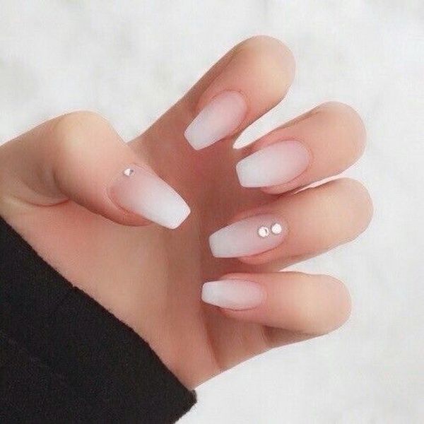 Sophisticated Ombre Nails with Rhinestones: A Perfect Blend of Elegance and Glamour.