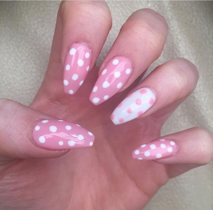 Charming Soft Pink Polka Dot Nail Design Perfect for Spring and Summer.